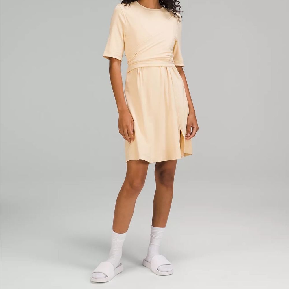 LULULEMON SIZE 8 COTTON WRAP DRESS -T-SHIRT